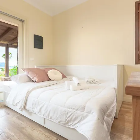 Novita' Dimora Delfino - Privata, Wifi, Ac Hébergement de vacances Golfo Aranci
